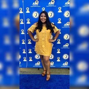 Meet your Posher, Becky